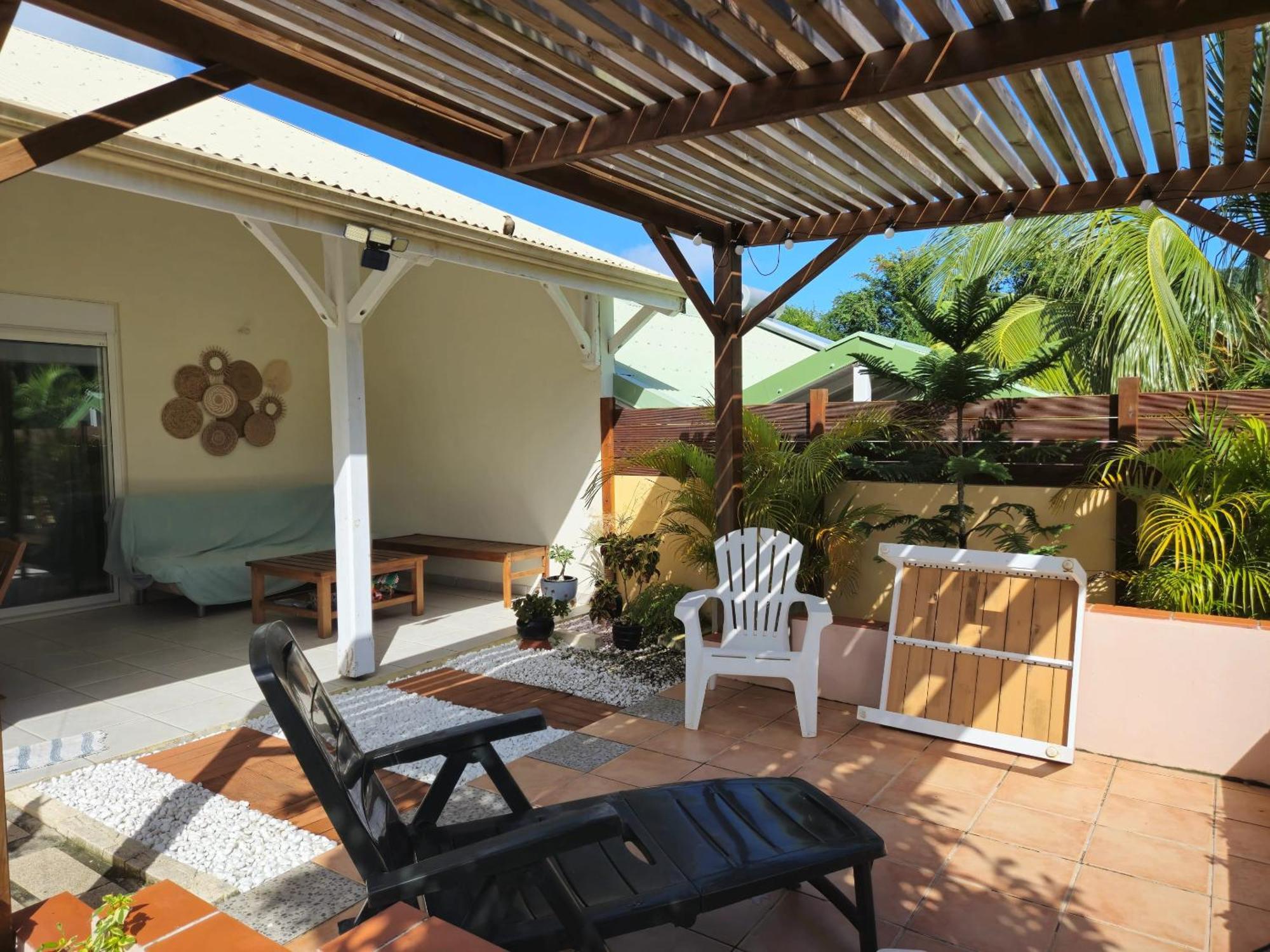 Maison Charmante A Sainte-Anne Avec Jardin Et Pergola En Bois. Eksteriør billede